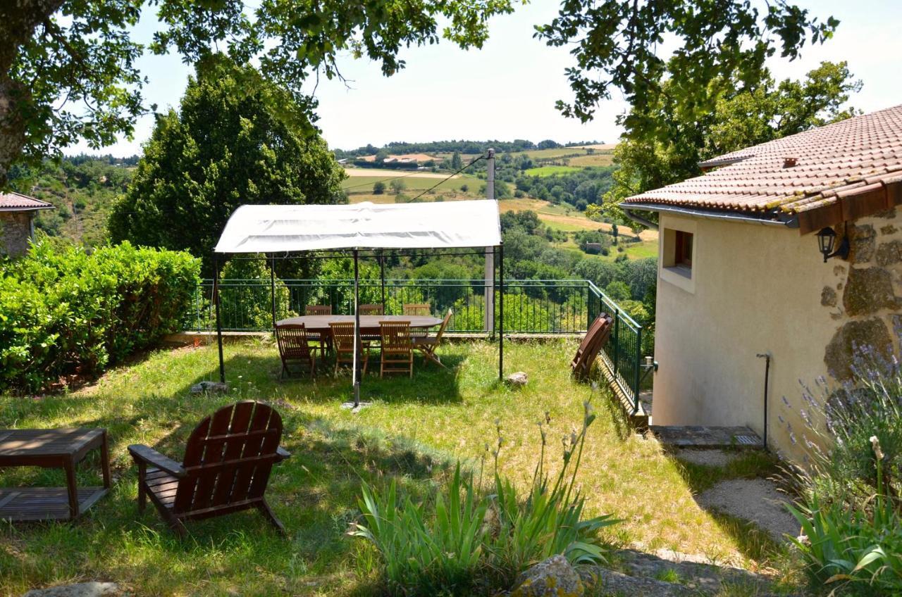 Gites Le Chene & Le Tilleul Saint-Romain-de-Lerps Номер фото